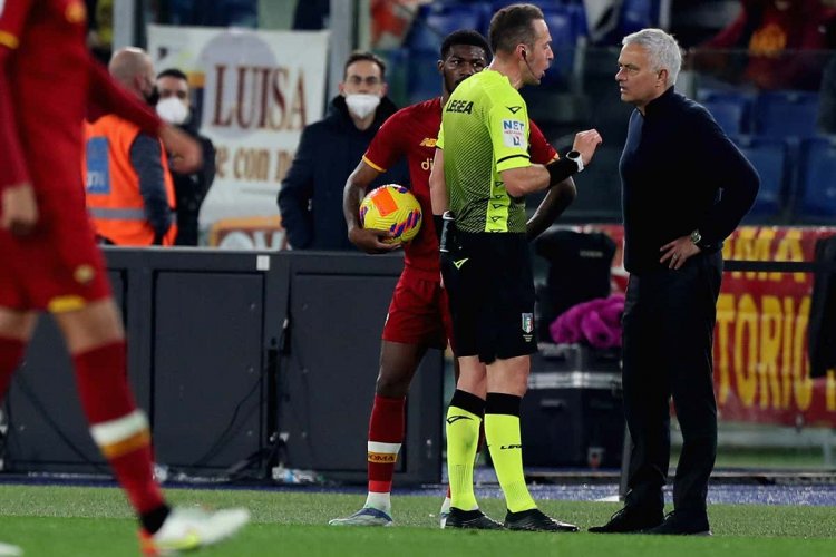 Mourinho blames everyone but himself for Roma's failure to qualify for Champions League
