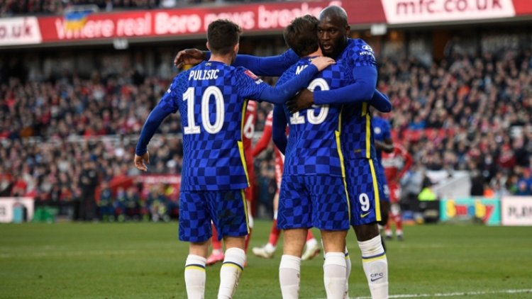 FA: Lukaku powers Chelsea into semi final