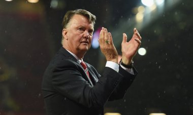 Louis van Gaal undergoes successful prostate  cancer treatment