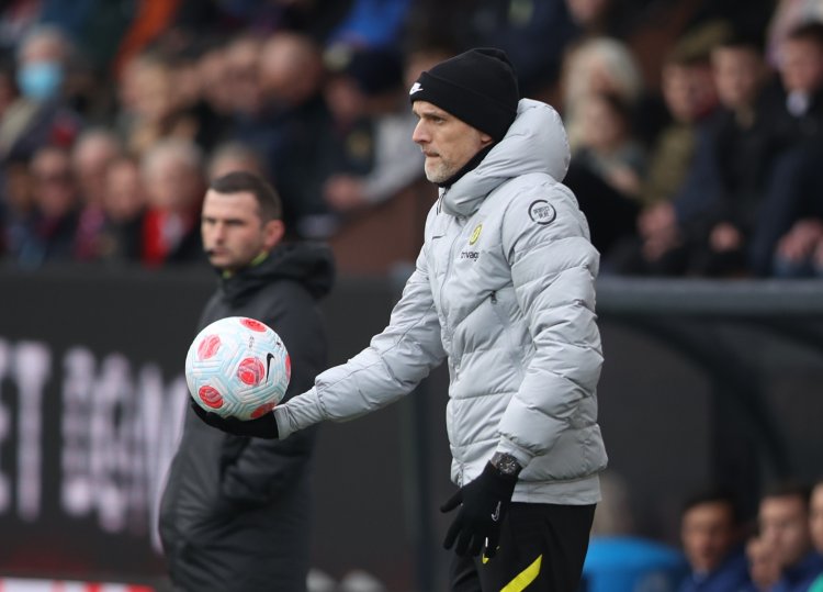 Tuchel slams players and pitch as Azpilicueta confronts own fans