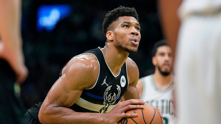 Giannis continued to be linked with a move to LA Lakers