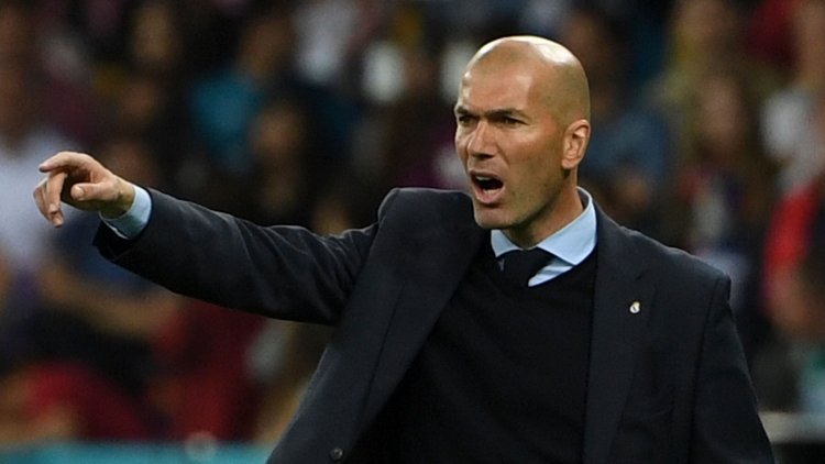 Zidane may take over from Deschamps after World Cup
