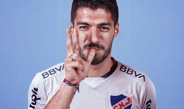 Suarez joins Nacional 