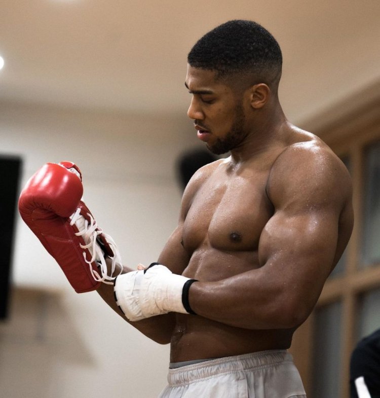 Ahead of the bout with Ngannou, Joshua insists 'I don't duck a challenge'