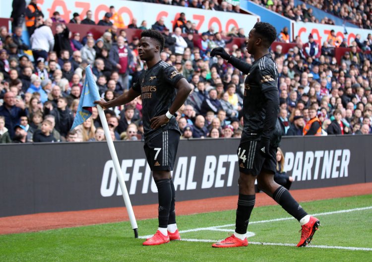 Saka honours Henry with goal celebration against Aston Villa 