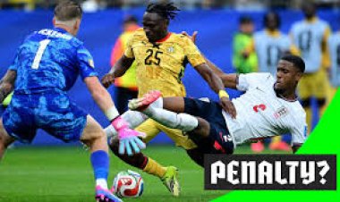 FIFA World Cup: Queiroz, Rooney and Richards agreed Ghana were robbed against England